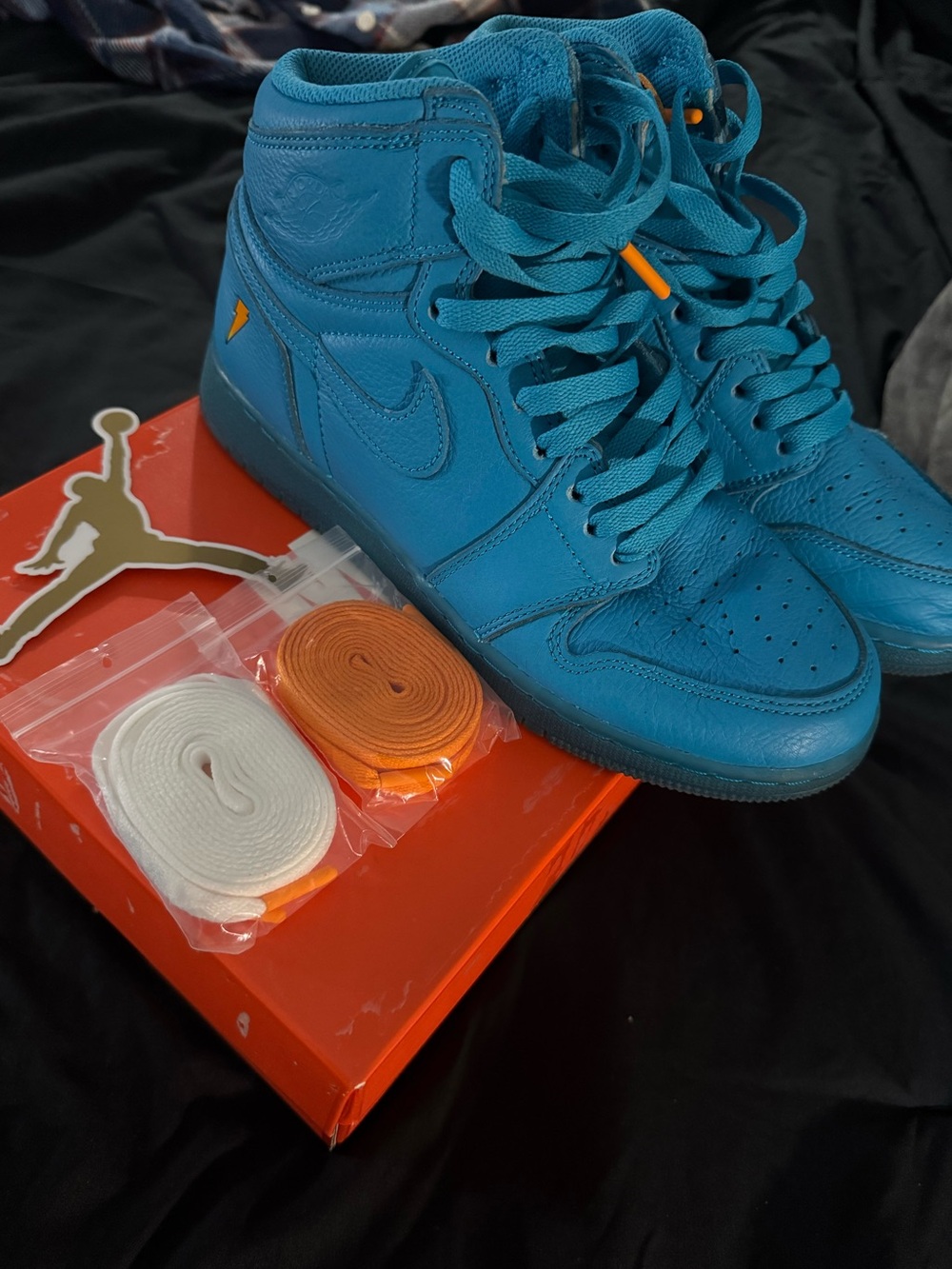 Jordan Retro 1 - Gatorades-  Blue High-Top Sneakers - Youth Athletic Shoes - Picture 2 of 2